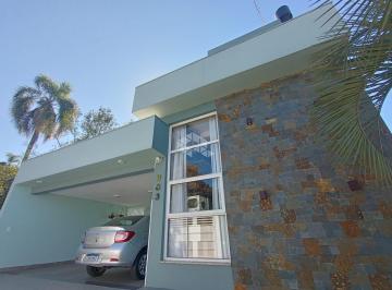 Casa · 148m² · 3 Quartos · 2 Vagas · CASA PLANA - ÁREA RESIDENCIAL