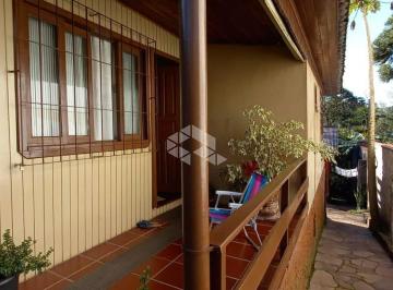 Casa · 68m² · 3 Quartos · TERRENO COM DOIS CHALÉS