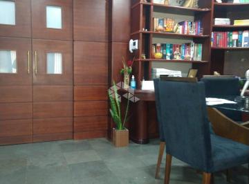 Comercial · 52m² · Sala comercial com 52m² de área privativa, com recepção.