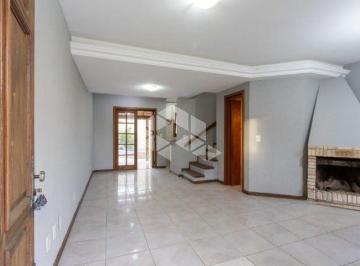 Casa · 160m² · 2 Quartos · 2 Vagas · Casa com 3 quartos e piscina privativa para locação no Bairro Hípica.
