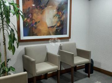 WhatsApp Image 2023-04-28 at 17.00 · Sala comercial próximo ao HPS, conjunto ideal para consulórios.