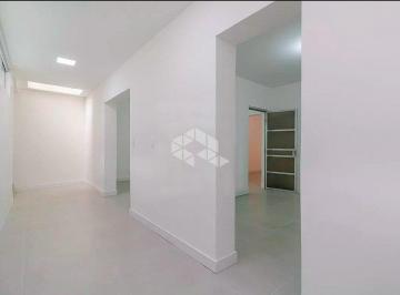 Apartamento · 67m² · 2 Quartos · Apartamento reformado no Centro Histórico.
