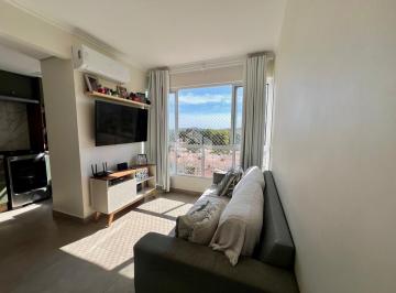 Apartamento · 43m² · 2 Quartos · 1 Vaga · Apartamento de 2 dormitórios com vaga coberta