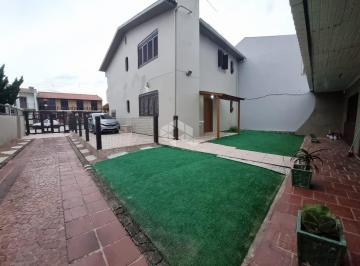 Casa · 180m² · 5 Quartos · Casa sobrado a duas quadras da paria, 4 dormitórios, 4 vagas de garagens.