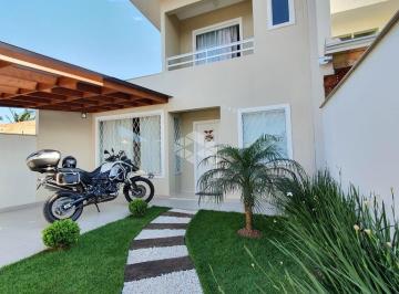 Casa · 100m² · 2 Quartos · 2 Vagas · Casa Geminada no Panaguamirim com Móveis Planejados