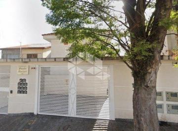 1 · Casa de Condomínio na Água Fria com 2 dormitórios e 1 vaga de garagem.
