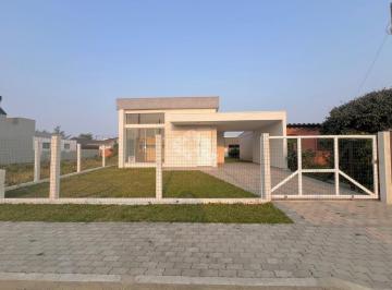 Casa · 146m² · 3 Quartos · 1 Vaga · Casa com 3 dormitórios, sendo 1 suíte, living integrado em 2 ambientes, churrasqueira e pátio com ga