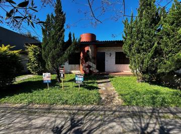 Casa · 108m² · 3 Quartos · 1 Vaga · Oportunidade no Centro de Estância Velha