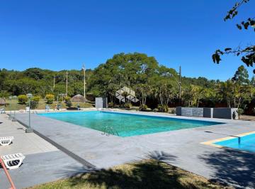 Casa · 140m² · 3 Quartos · 2 Vagas · Casa 3 quartos com 140 m² privativos