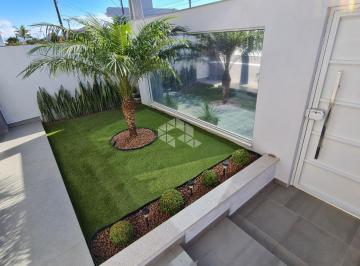 Casa · 196m² · 3 Quartos · 2 Vagas · CASA COM 3 QUARTOS SENDO 1 SUÍTE E 2 VAGAS DE GARAGEM NO CARIANOS EM FLORIANÓPOLIS/SC