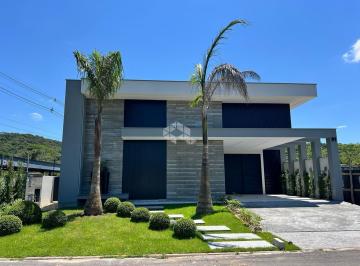 Casa · 174m² · 3 Quartos · 2 Vagas · Casa 03 quartos com suíte, Bairro Pedra Branca - Reserva da Pedra, Palhoça SC.