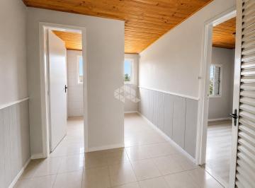 Casa · 80m² · 2 Quartos · 1 Vaga · Casa plana com 2 dormitórios, sala, 1 banheiros 1 vaga para automóvel.