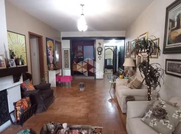Apartamento · 140m² · 3 Quartos · 1 Vaga · Apartamento 3 dormitórios, 1 suíte, 1 vaga no bairro Independência, Porto Alegre, próximo ao Colégio