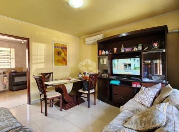Casa · 191m² · 3 Quartos · 2 Vagas · Casa com 3 quartos, suíte, salas, vagas de garagem, 191m² no Jardim Lindóia em Porto Alegre.