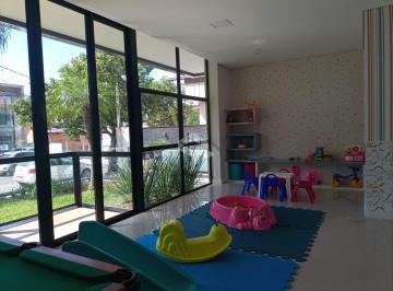 Apartamento · 167m² · 3 Quartos · 3 Vagas · Apartamento de esquina com suíte e 3 vagas de garagem.