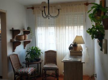 Apartamento · 62m² · 2 Quartos · Apartamento 02 dormitórios, 01 banheiro social, 01 banheiro auxiliar, Tristeza,