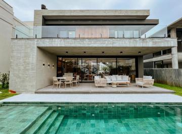 Casa · 240m² · 5 Quartos · 2 Vagas · Casa em condomínio 240m², 5 dormitórios, Velas da Marina.