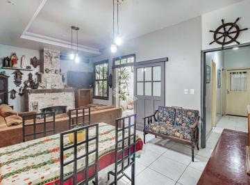 Apartamento · 91m² · 2 Quartos · Apartamento 2 dormitórios no Bairro Floresta em Porto Alegre/RS