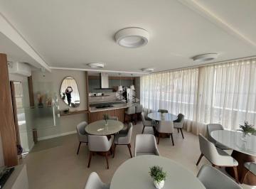 Apartamento · 68m² · 2 Quartos · Apartamento com 2 quartos/dormitórios no bairro Coqueiros, em Florianópolis- SC