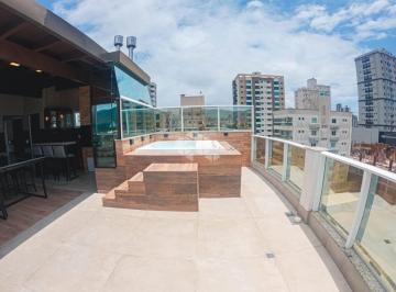 Apartamento · 195m² · 3 Quartos · 2 Vagas · Apartamento tríplex com três quartos mobiliado em Perequê Porto Belo SC