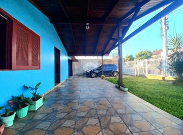 Casa · 120m² · 3 Quartos · Casa 3 dormitórios, sala, cozinha, garagem fechada, terreno murado e gradeado.