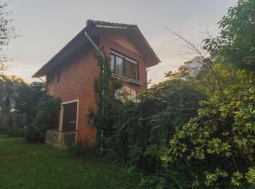 Casa · 148m² · 3 Quartos · 2 Vagas · Casa Boa Vista