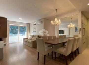 Apartamento · 82m² · 2 Quartos · 2 Vagas · Apartamento 2 dormitórios, 81,89m² privativos, 2 vagas, no Centro de Gramado, uma quadra da Rua Cobe