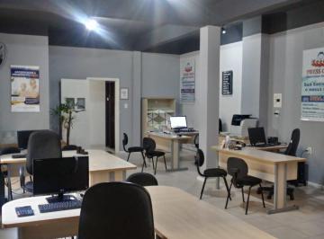 Comercial · 66m² · 2 Quartos · Sala comercial no centro 66 metros ótima localização