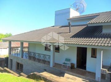Casa · 211m² · 3 Quartos · 2 Vagas · Casa com 3 dormitórios sendo 1 suíte no bairro Floresta em Estância Velha