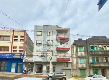 Apartamento · 82m² · 2 Quartos · 1 Vaga · Apartamento a venda no Centro
