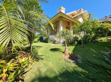 Casa · 217m² · 2 Quartos · 1 Vaga · Residência no bairro Jardim do Alto