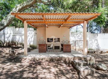 Apartamento · 61m² · 2 Quartos · Apartamento 2 Dormitórios próximo ao Shopping Barra Sul
