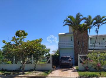 Casa · 163m² · 3 Quartos · 2 Vagas · Excelente casa na Praia Paraíso, Torres RS