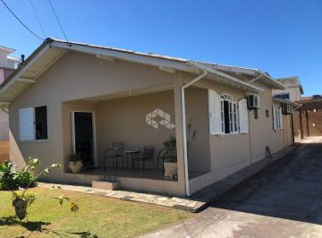 Casa · 120m² · 3 Quartos · 1 Vaga · Casa 3 dormitórios sendo 1 suíte no bairro Ingleses
