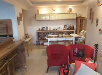 Apartamento · 68m² · 2 Quartos · 2 Vagas · Apartamento 2 quartos 2 vagas a venda no bairro Menino Deus em Porto Alegre.