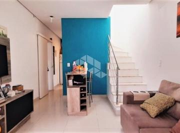 Casa · 85m² · 2 Quartos · 1 Vaga · Casa em condomínio fechado com 2 dormitórios em excelente localização.
