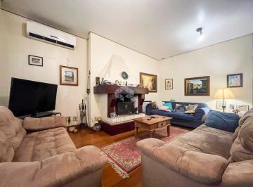 Casa · 308m² · 3 Quartos · 3 Vagas · Linda casa em condomínio com 308,m2 bairro Pedra Redonda.