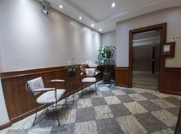 Apartamento · 131m² · 3 Quartos · 1 Vaga · Amplo e central