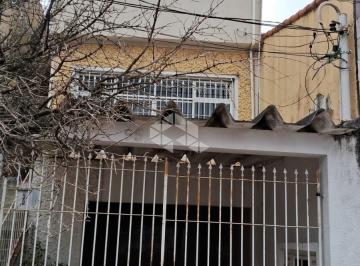 Casa · 215m² · 2 Quartos · 2 Vagas · SOBRADO BAIRRO PLANALTO COM EDÍCULA.