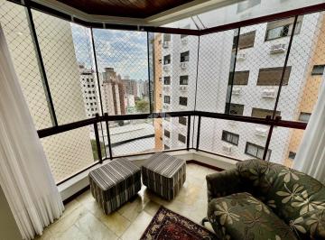 Apartamento · 227m² · 4 Quartos · 2 Vagas · COBERTURA COM 4 QUARTOS SENDO 2 SUÍTES 2 VAGAS DE GARAGEM E VISTA PANORÂMICA NO CENTRO DE FLORIANÓPO