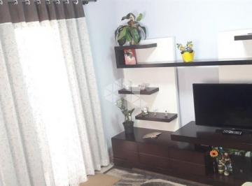 Casa · 90m² · 3 Quartos · 2 Vagas · Casa sobrado arborizado de 90m² de esquina localizado no Jova rural