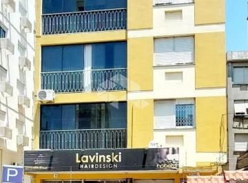 Apartamento · 101m² · 4 Quartos · 1 Vaga · Apartamento térreo à venda no centro de Santa Maria.