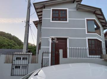 Casa · 80m² · 2 Quartos · Casa sobrado na Lomba do pinheiro em Porto Alegre.