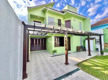 Casa · 220m² · 3 Quartos · 4 Vagas · CASA MODERNA À VENDA | LOCALIZAÇÃO CENTRAL - Venha se surpreender!