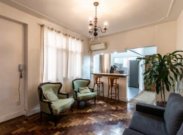 Apartamento · 58m² · 2 Quartos · APARTAMENTO DE 2 DORMITÓRIOS COM SACADA NO BAIRRO FLORESTA