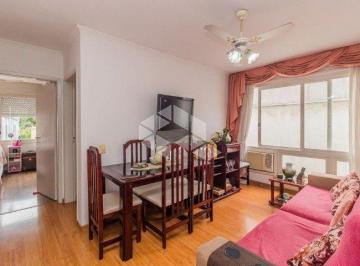 Apartamento · 71m² · 2 Quartos · 1 Vaga · 2 dormitórios com 1 vaga de garagem no Bairro Bela Vista em Porto Alegre.