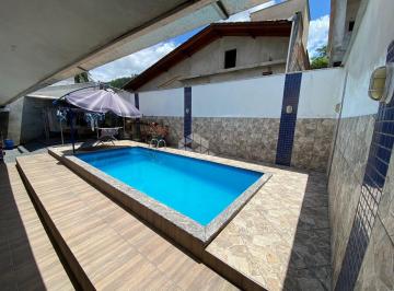 Casa · 191m² · 4 Quartos · 2 Vagas · Casa com 4 dormitórios alto padrão no bairro Jaraguá 99 em Jaraguá do Sul, SC