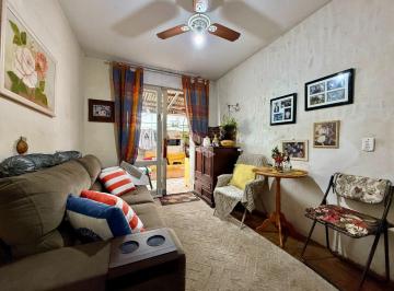 Apartamento · 96m² · 2 Quartos · Apartamento com pátio de 2 dormitórios no bairro São João em Porto Alegre-RS!