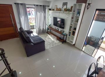 Casa · 133m² · 3 Quartos · 3 Vagas · Casa 3 dormitórios com 2 suítes no Rio Vermelho