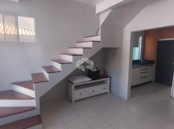 Casa · 68m² · 2 Quartos · 2 Vagas · Casa sobrado 2 dormitórios nos Ingleses do Rio Vermelho